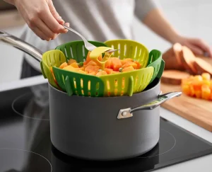 Kitchen Utensils & Gadgets-Joseph Joseph Bloom™ Folding Steamer Basket Green