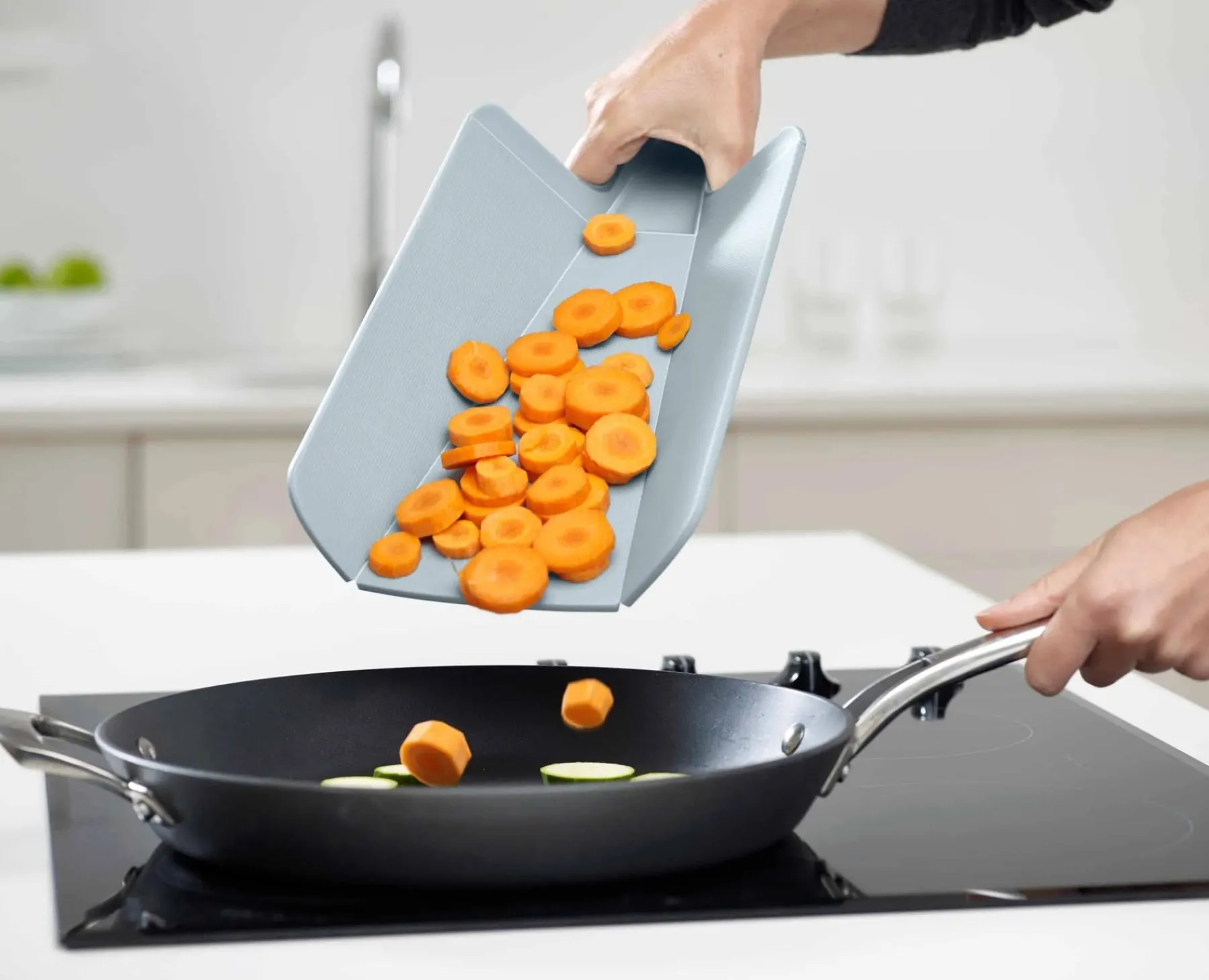 Cutting Boards & Sets-Joseph Joseph Chop2Pot™ Plus 2-piece Cutting Board Set Blue