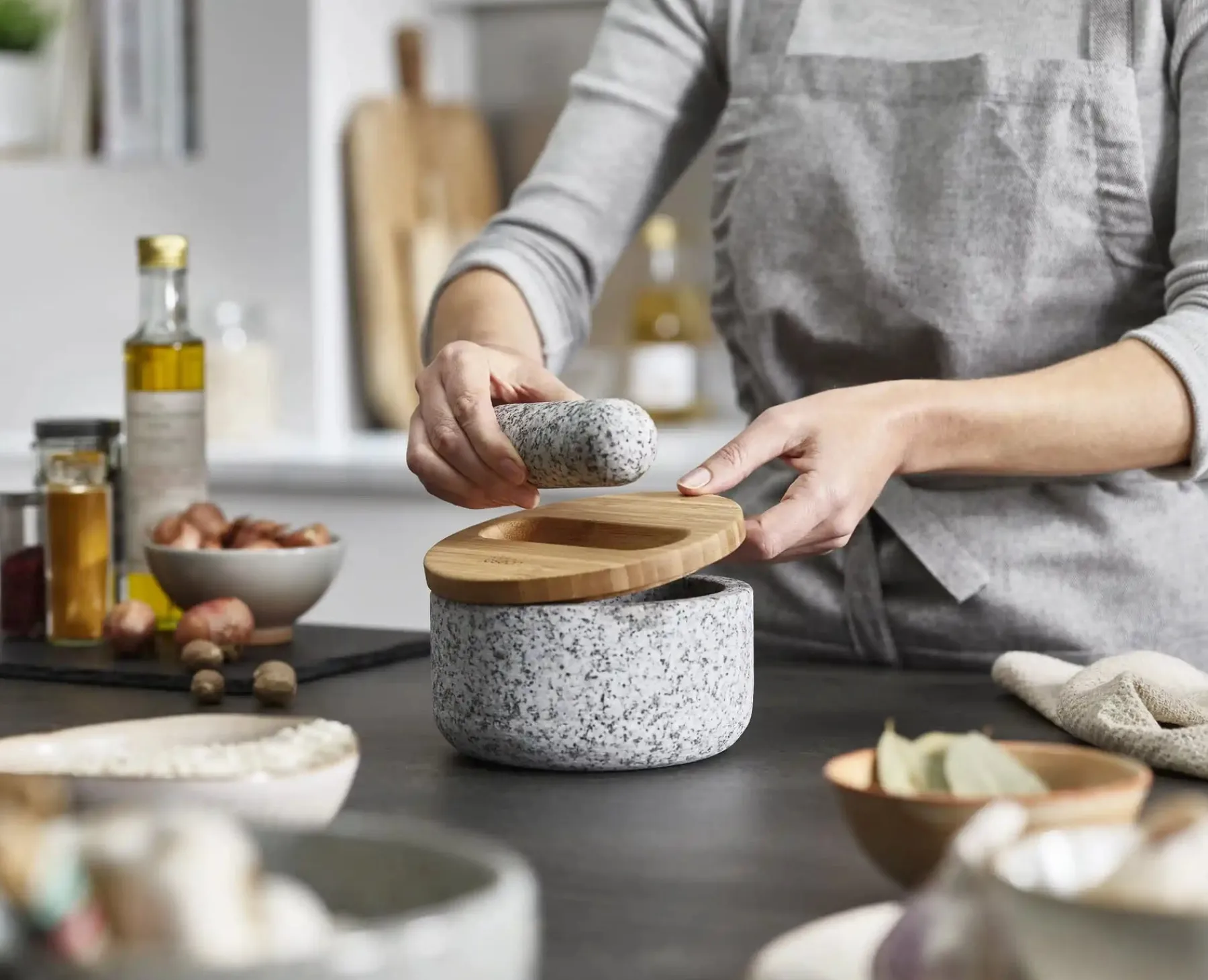 Kitchen Utensils & Gadgets-Joseph Joseph Dash™ Pestle & Mortar with Lid Bamboo