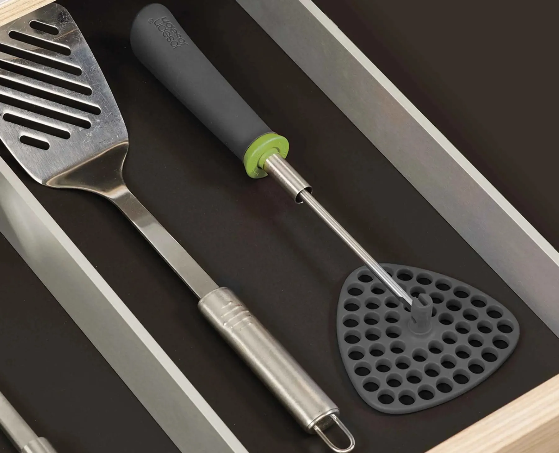 Kitchen Utensils & Gadgets-Joseph Joseph Delta Potato Masher Green