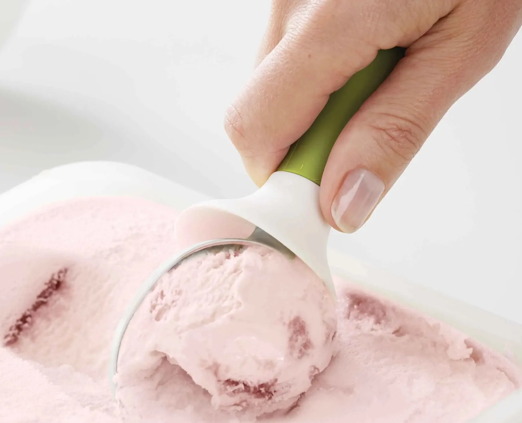 Kitchen Utensils & Gadgets-Joseph Joseph Dimple™ Ice-cream Scoop Green