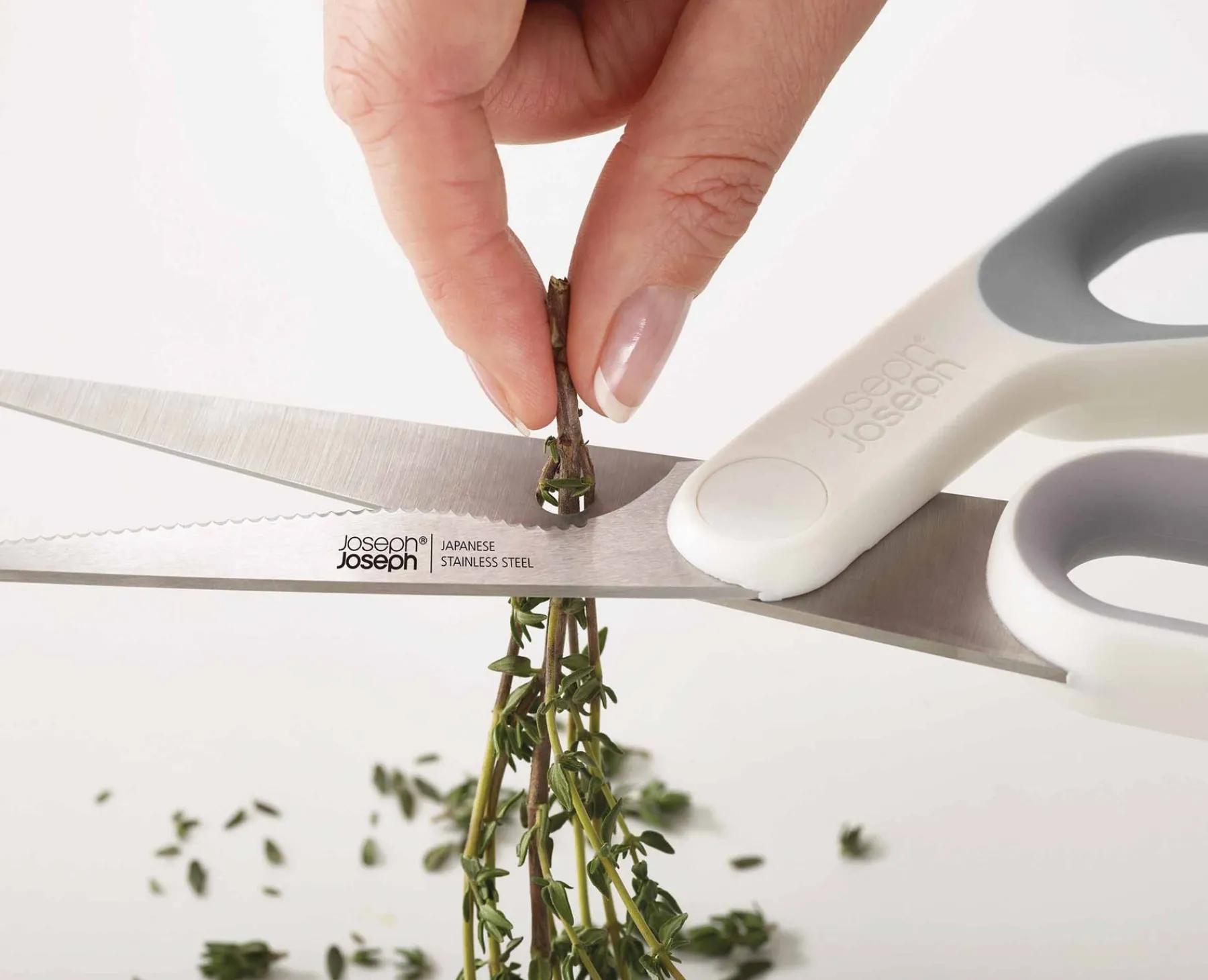 Knives, Knife Sets & Scissors-Joseph Joseph Elevate™ Fusion 5-piece Knife & Scissor Set with wood Block Beech