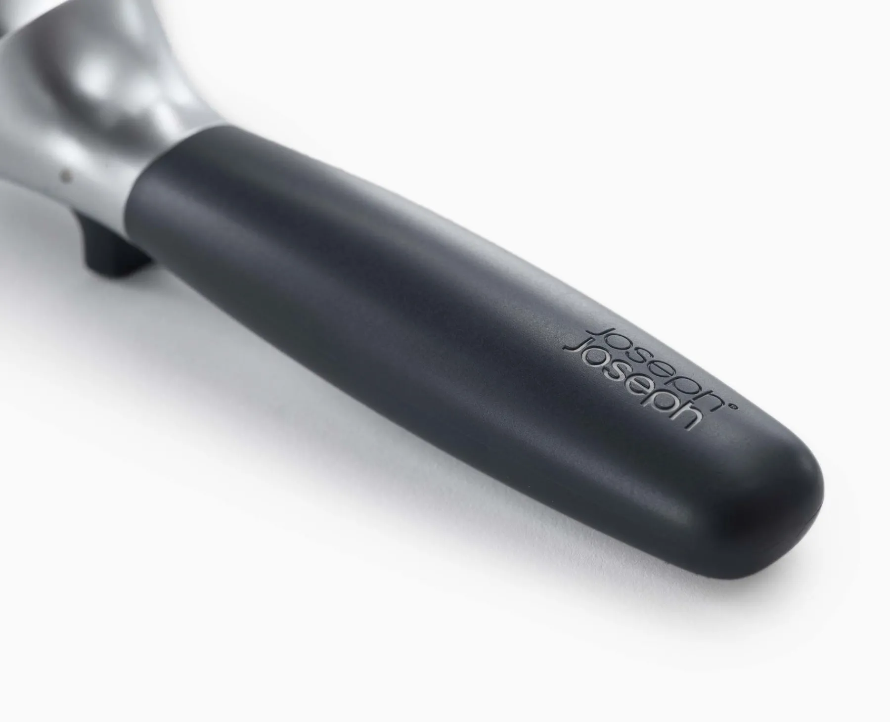 Kitchen Utensils & Gadgets-Joseph Joseph Elevate™ Ice-cream Scoop Gray