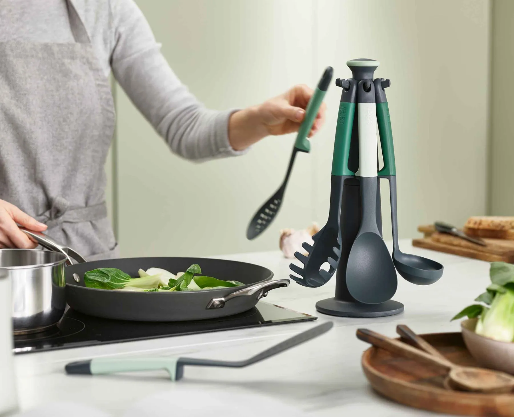 Kitchen Utensils & Gadgets-Joseph Joseph Elevate™ 6-piece Utensil Set - Editions Green