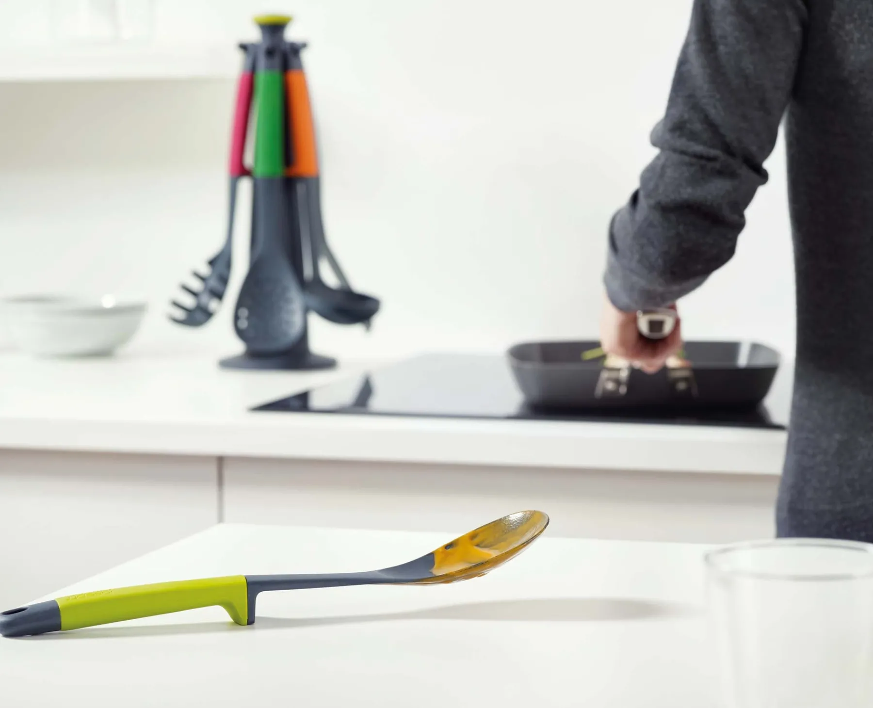 Kitchen Utensils & Gadgets-Joseph Joseph Elevate™ 6-piece Utensils Carousel Set with Tongs Multicolour