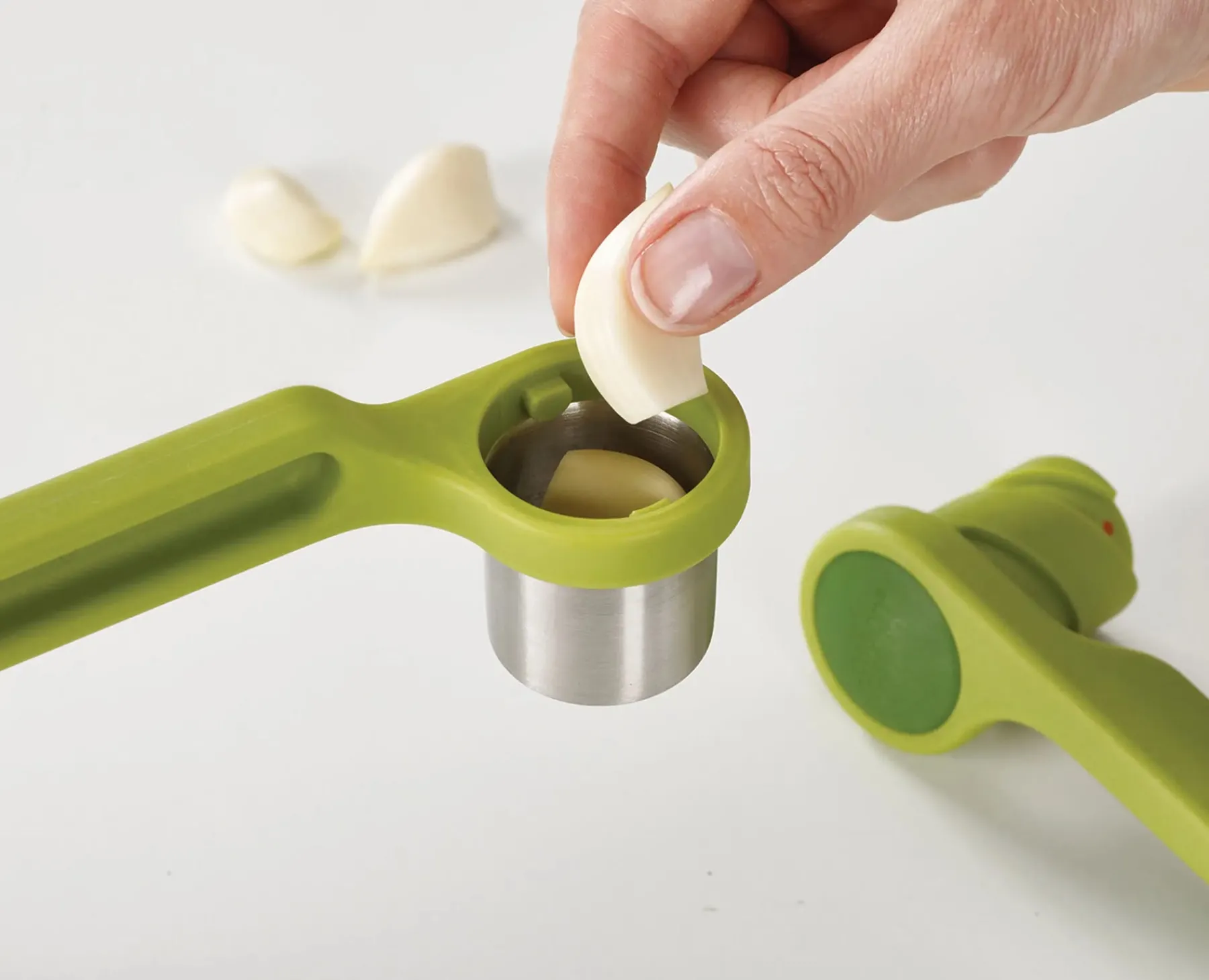 Kitchen Utensils & Gadgets-Joseph Joseph Helix Garlic Press Green