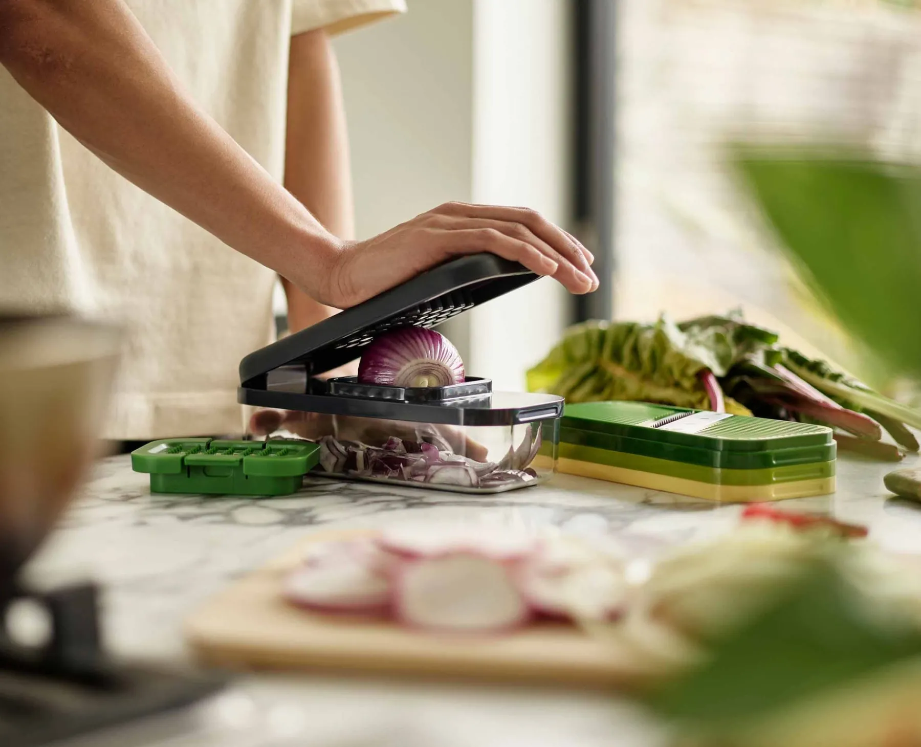 Graters & Zesters-Joseph Joseph Multi-Prep™ Compact 4-piece Grater & Slicer Multicolour