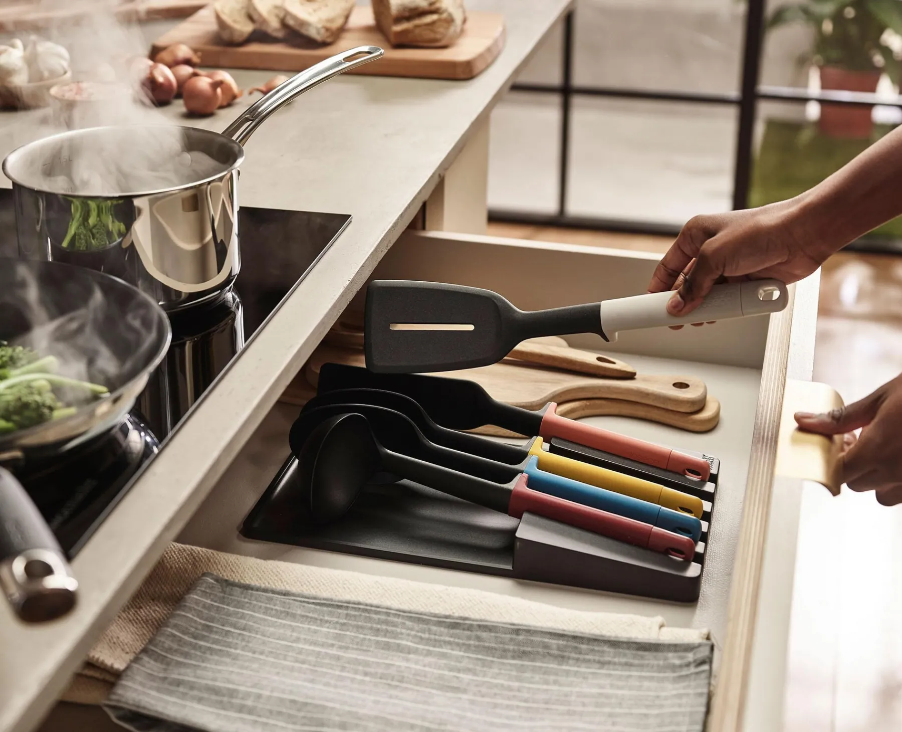 Knives, Knife Sets & Scissors-Joseph Joseph 10-piece Multicolor In-drawer Knife & Utensil Set Multicolour