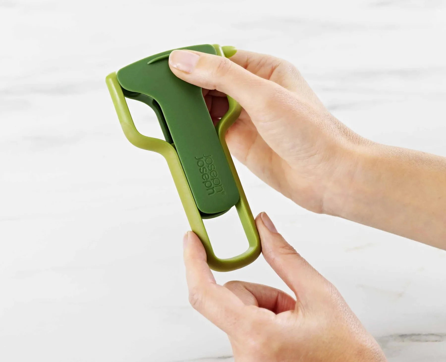 Peelers-Joseph Joseph SafeStore™ Straight Peeler Green