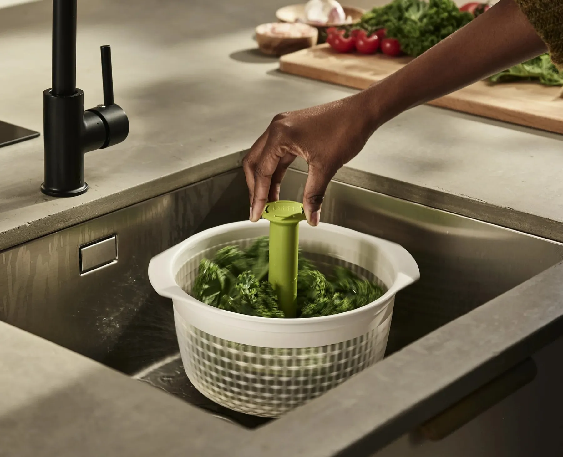 Colanders & Strainers-Joseph Joseph Spindola™ In-sink Salad-spinning Colander Green